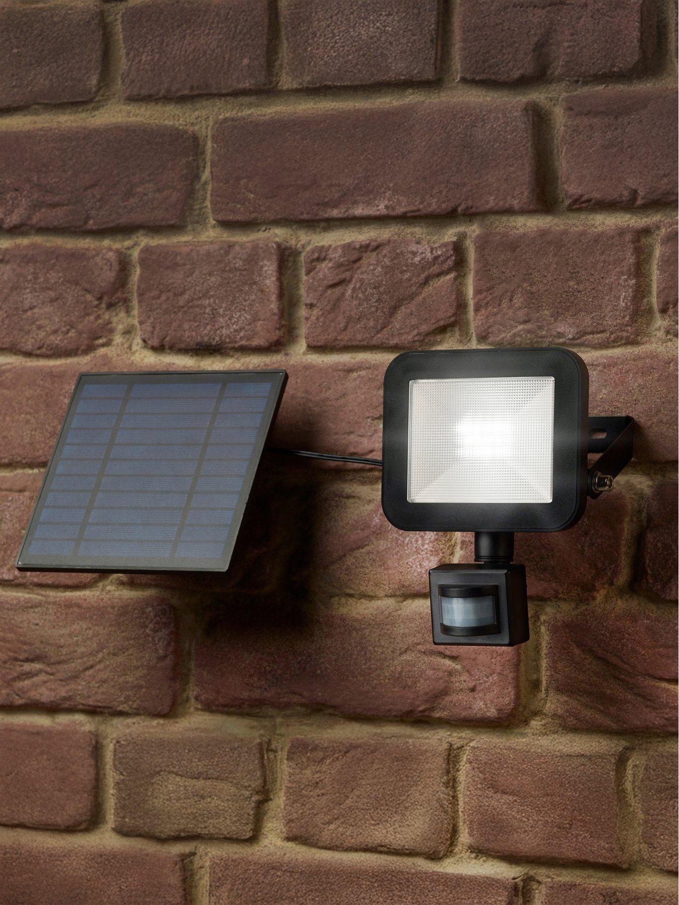smart-solar-high-lumen-pir-security-light