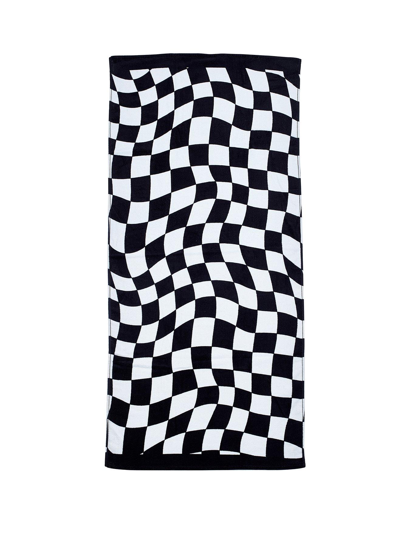 Image 2 of 3 of Catherine Lansfield Checkerboard 100% Cotton Beach Towel