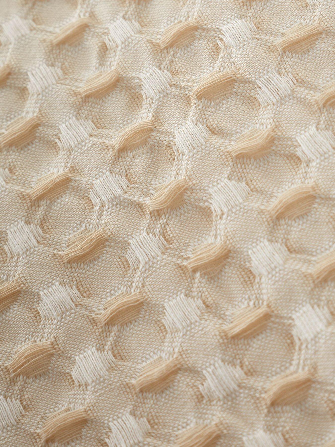 Image 6 of 6 of Pineapple Elephant Muscat Waffle Duvet Set - Natural