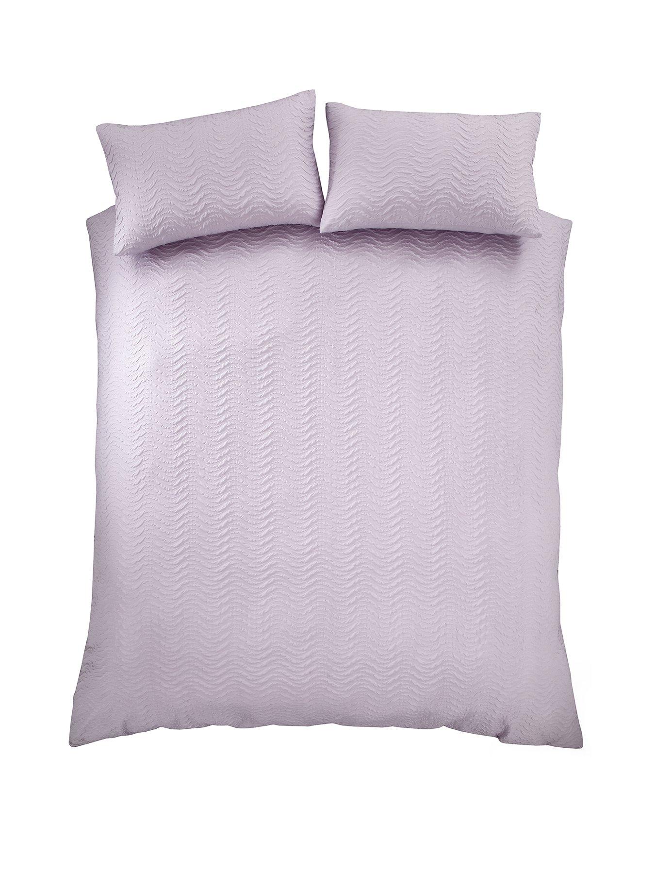 Image 2 of 6 of Catherine Lansfield Heatset Wave Duvet Set - Lilac