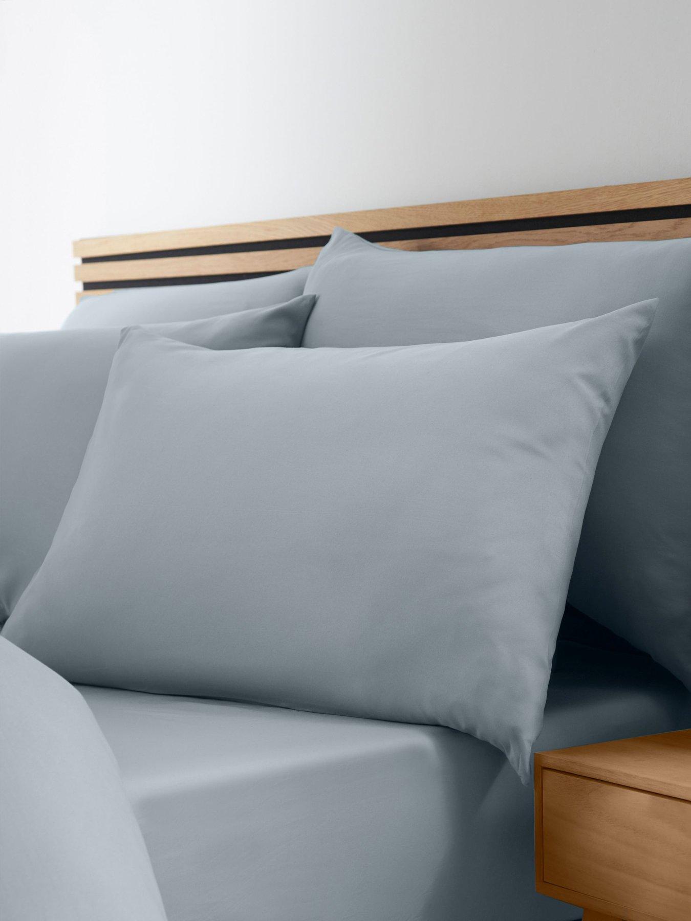 Image 3 of 3 of Catherine Lansfield So Soft No Iron Fitted Sheet