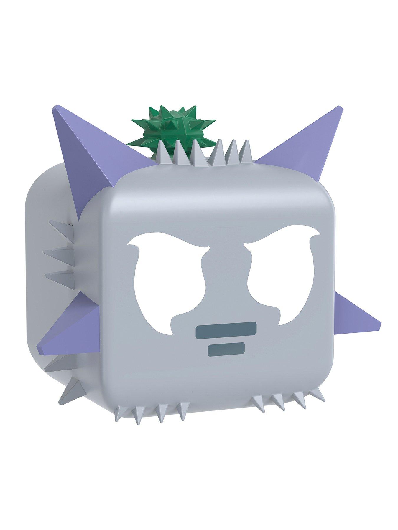 Image 7 of 7 of Blox Fruits Series 2 Collectable Mini Figure 4PK