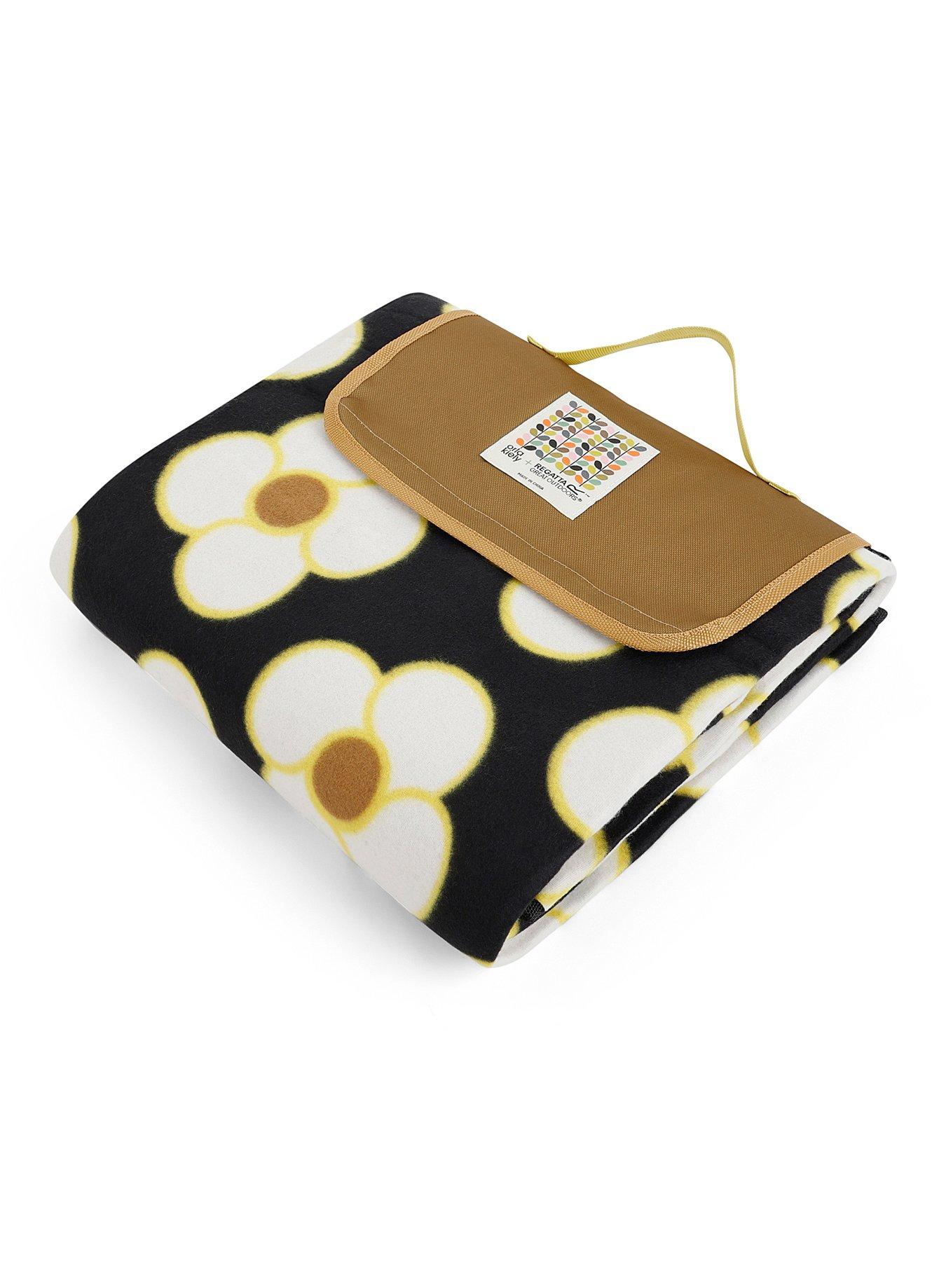 Image 3 of 6 of Regatta Orla Kiely Picnic Rug - Yellow Flower