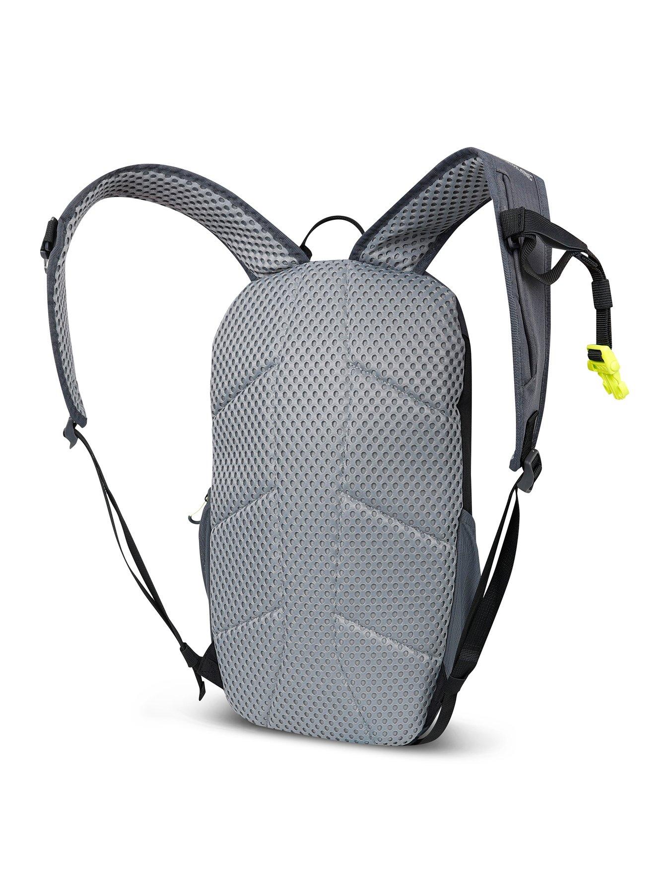 Image 7 of 7 of Regatta Highton V2 25L Rucksack - Black/Grey