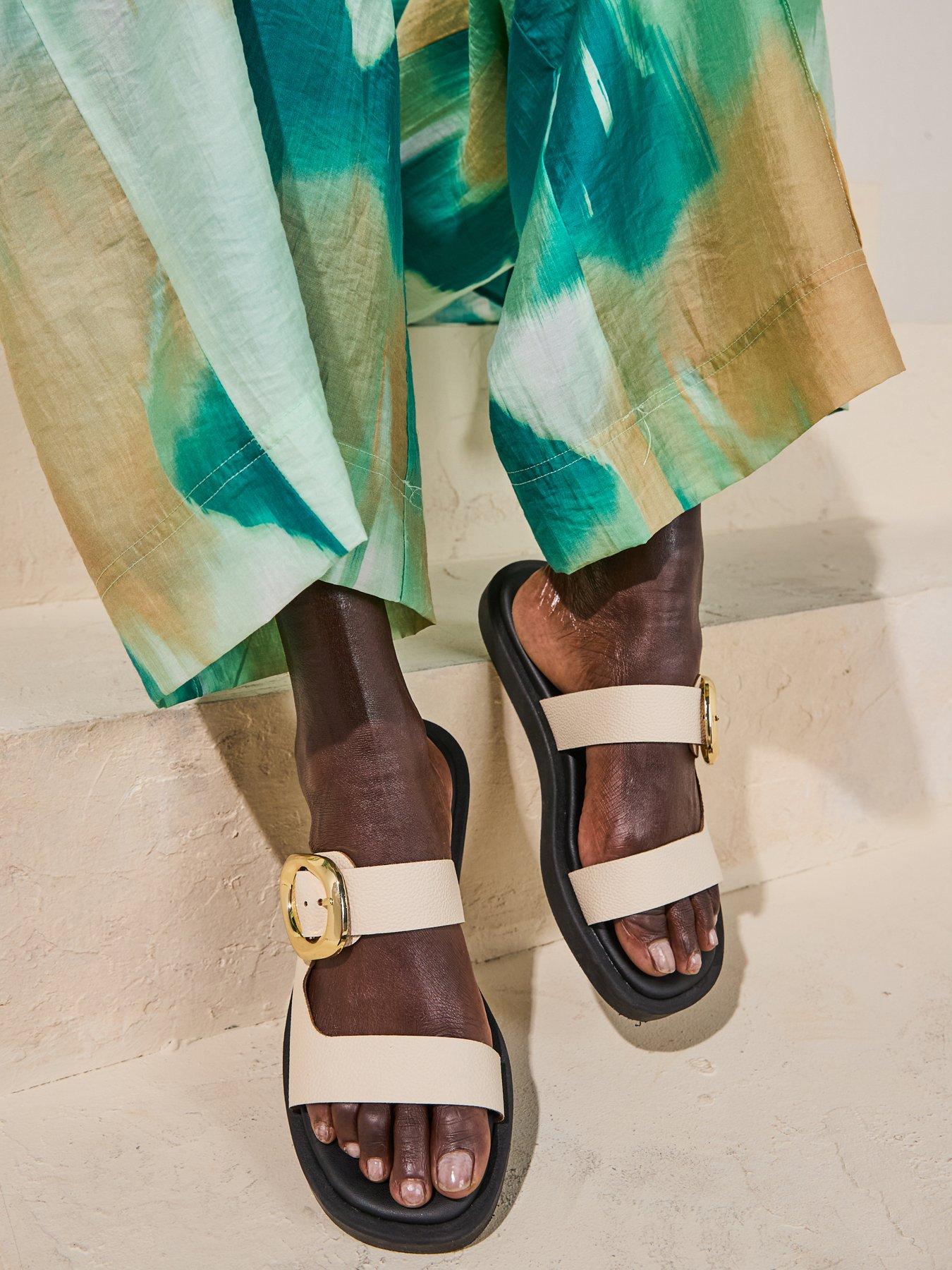 undefined Teela Leather Buckle Sandals - Off White