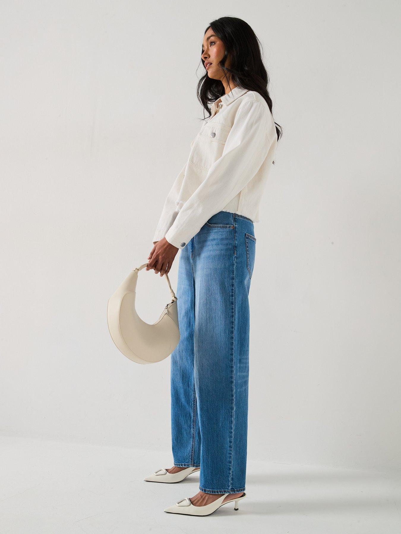 Image 3 of 6 of Vero Moda High Rise Barrel Jeans - Blue