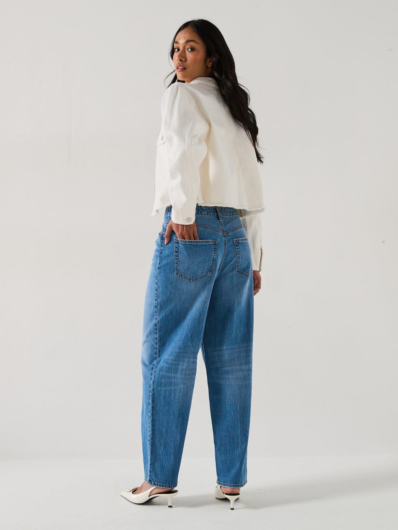 Image 5 of 6 of Vero Moda High Rise Barrel Jeans - Blue