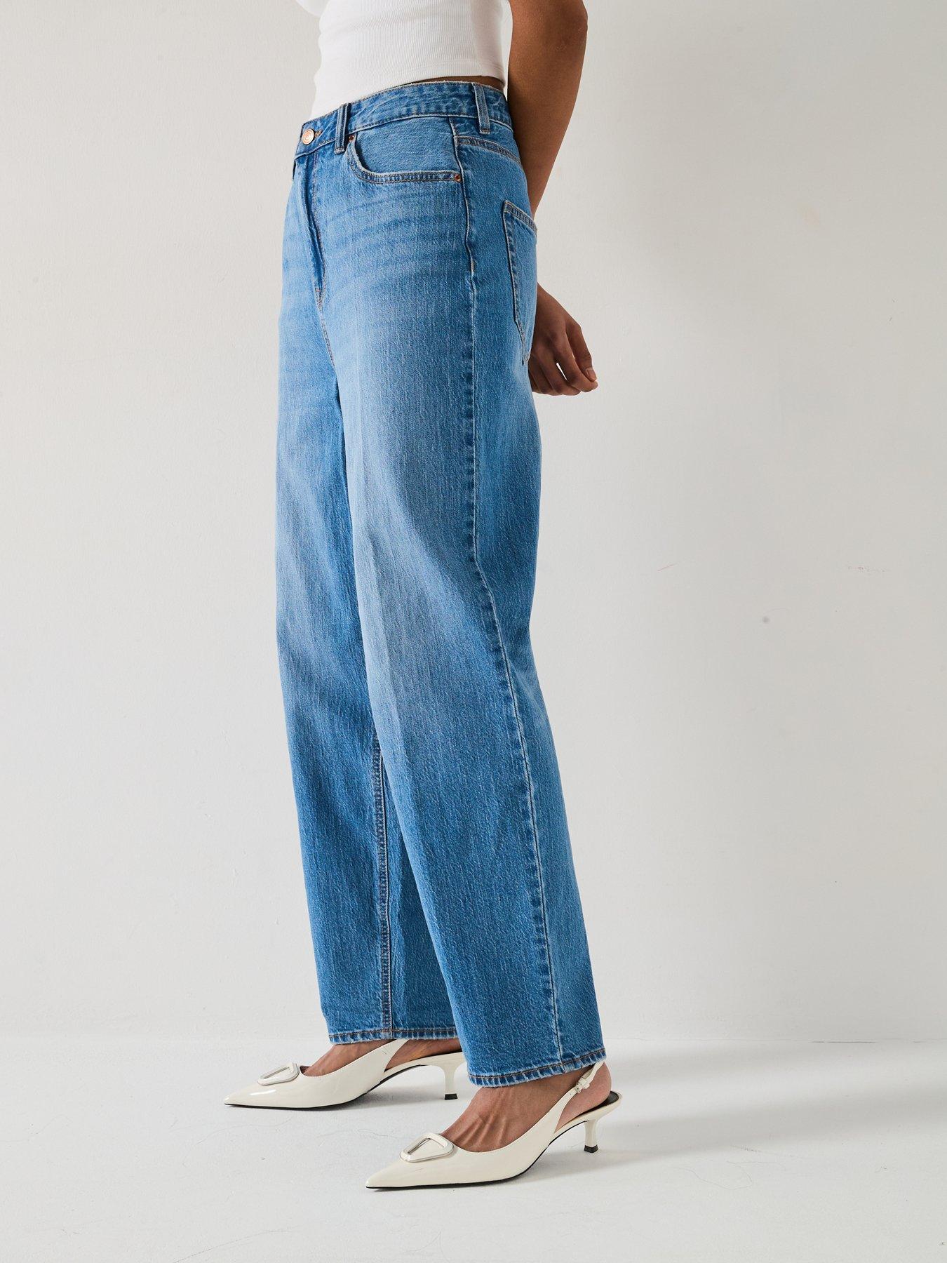 Image 6 of 6 of Vero Moda High Rise Barrel Jeans - Blue
