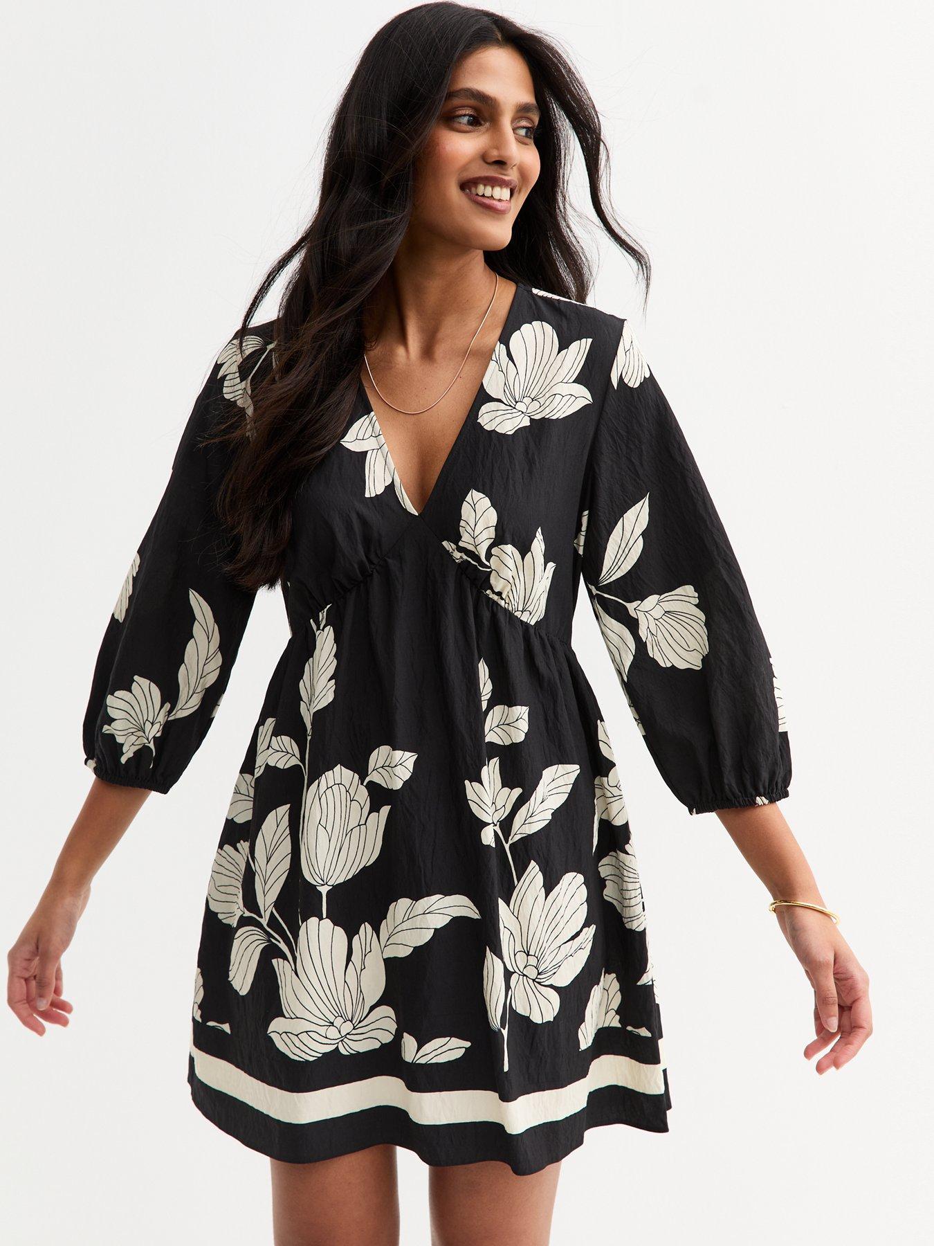 undefined Black Floral Print Mini Smock Dress