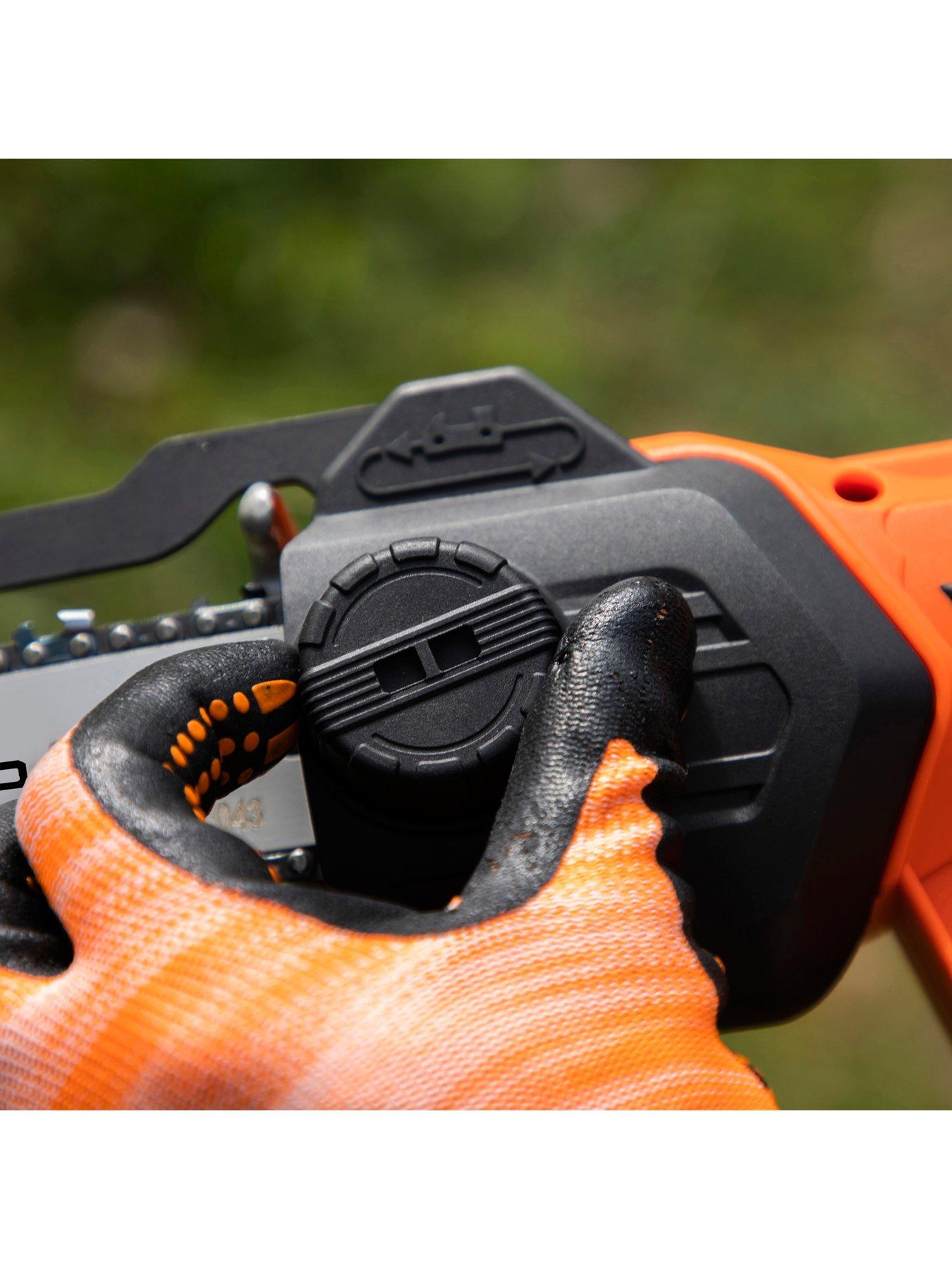 Image 7 of 7 of Yard Force 20V Cordless 12.5cm Mini Pruning Saw with Li-Ion Battery and Charger - LS C13 - CR20 Range