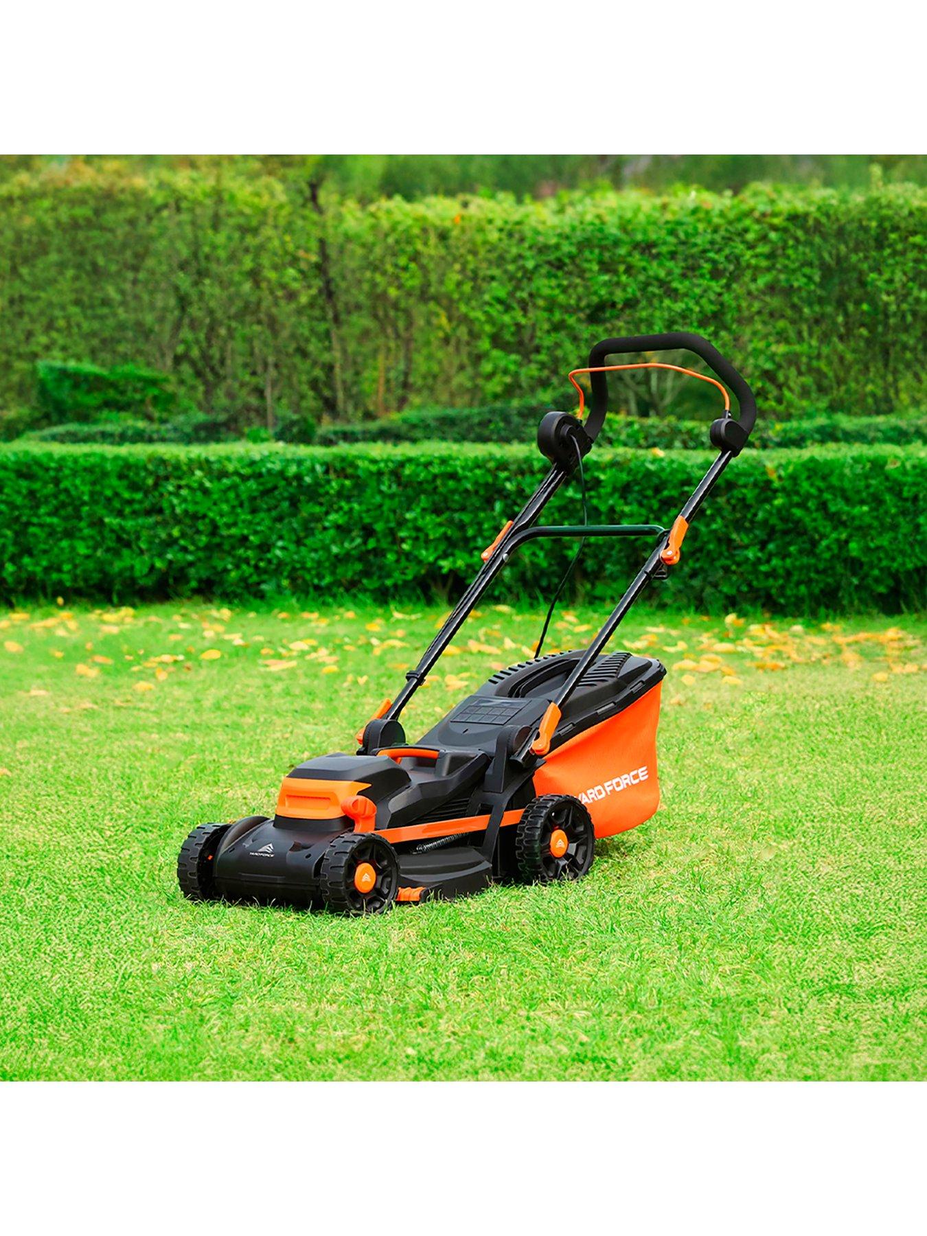 Image 4 of 5 of Yard Force 1400W Brushed Mower