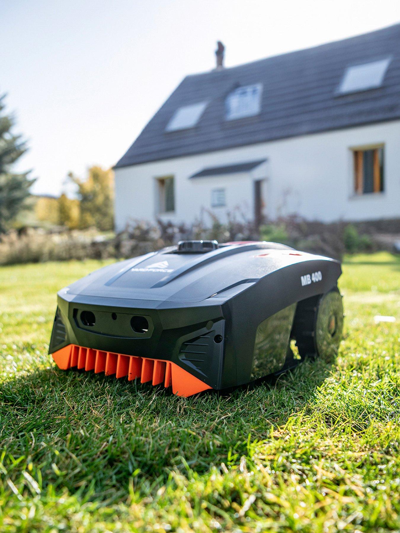 Image 5 of 7 of Yard Force Robotic Lawnmower with App control for gardens up to 400m&sup2; - MB400