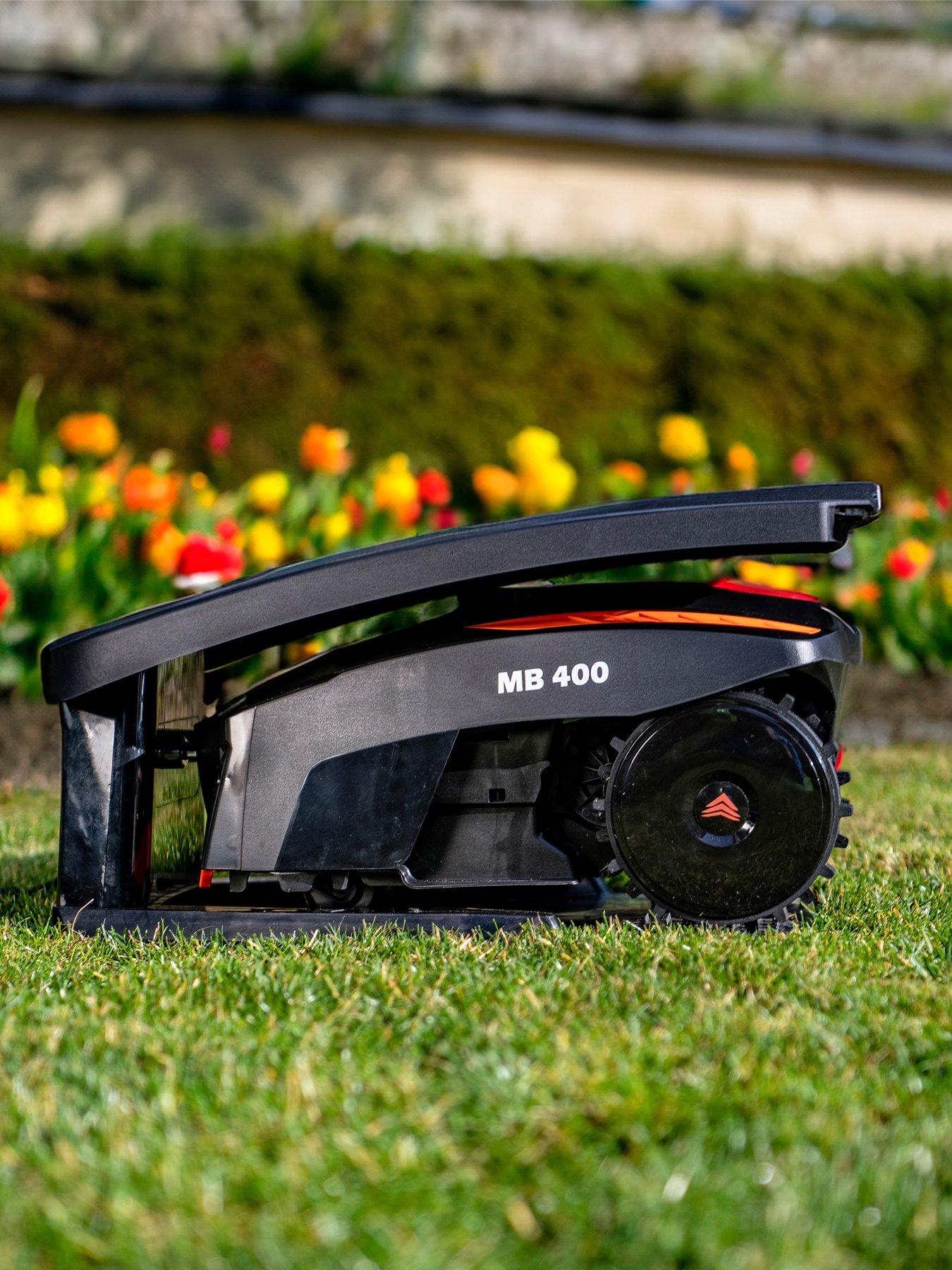 Image 6 of 7 of Yard Force Robotic Lawnmower with App control for gardens up to 400m&sup2; - MB400