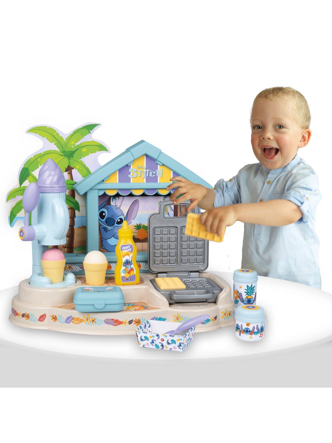 Image 4 of 7 of Disney Stitch Smoby Stitch Beach Bar Playset with 12 Accessories