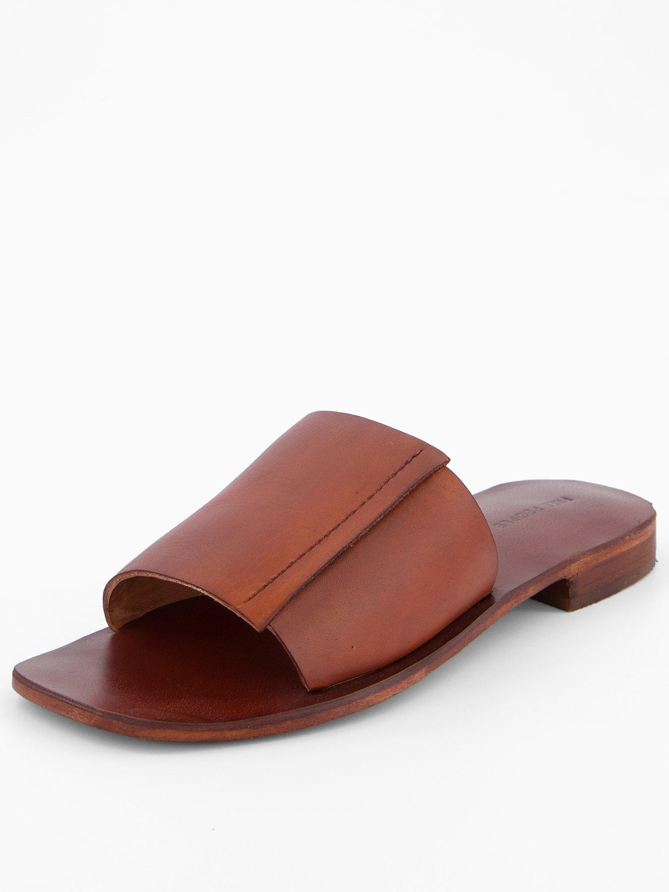 undefined Verona Slide Sandal - Brown