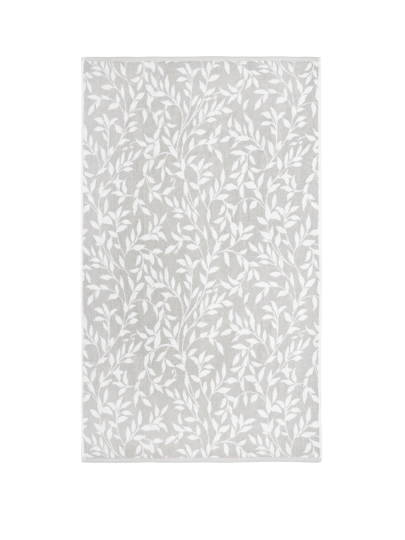 Image 2 of 3 of Dreams & Drapes Sandringham 100% Cotton Hand Towel