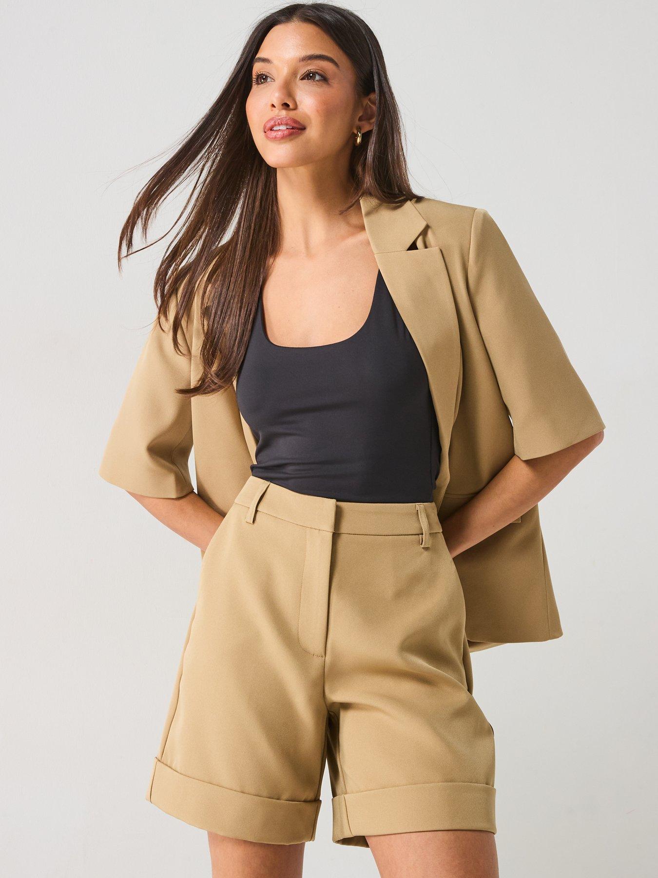 Image 5 of 5 of PIECES Tailored Short - Brown