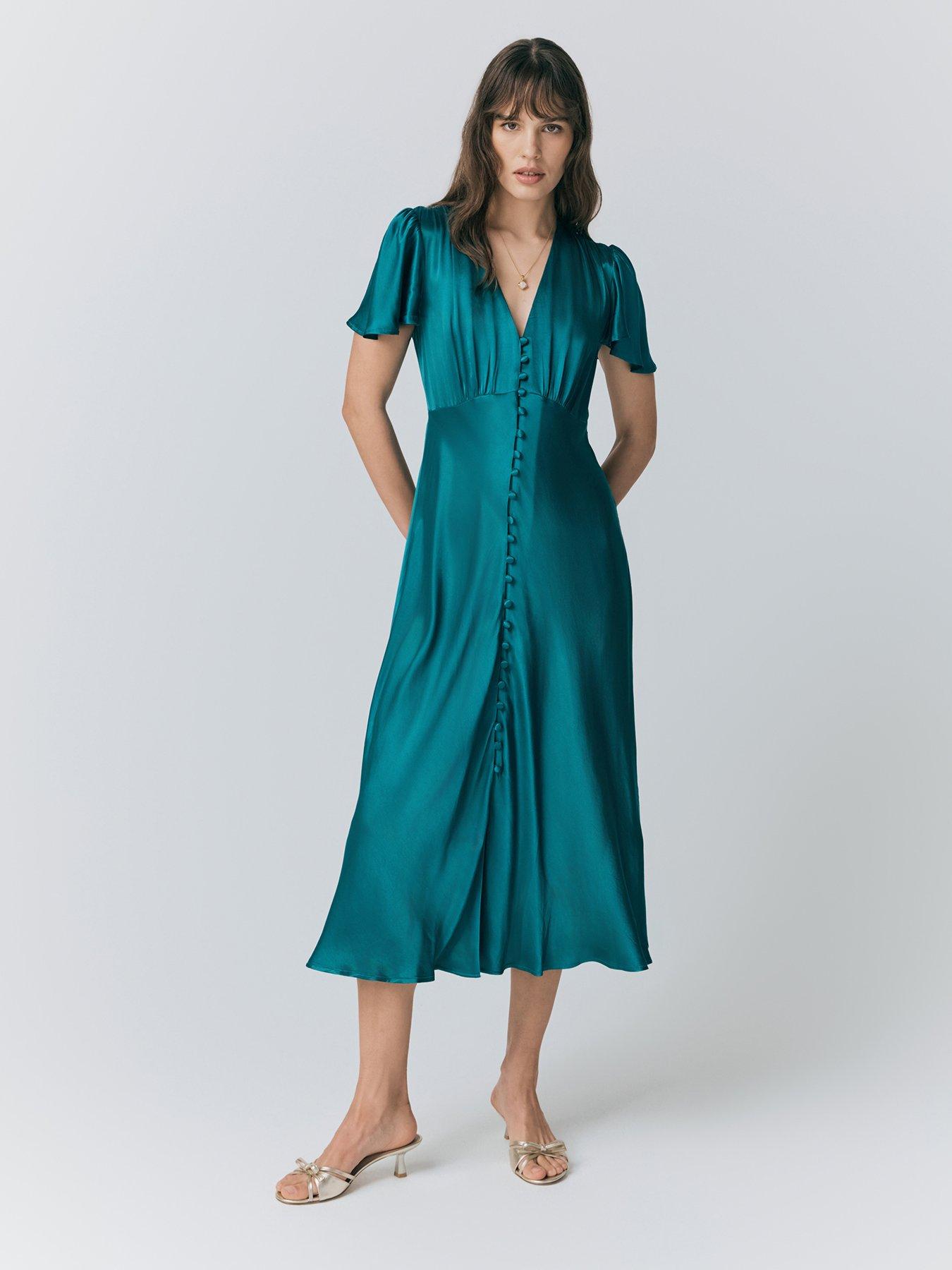 slim fit dress slacks Flared Emerald Tulle Dress Emerald Green / US 16