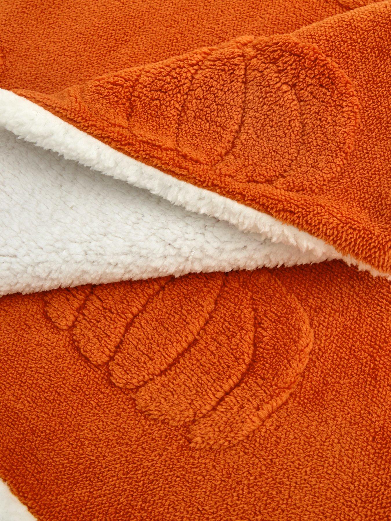Image 3 of 4 of Very Home Pumpkin Fleece Throw 150x200cm
