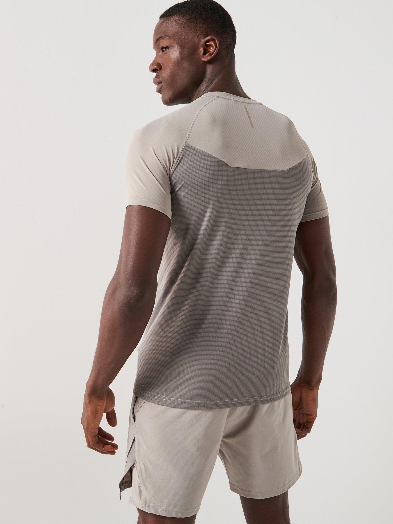 Image 2 of 6 of Gym King Men's Flex 20 Tee - Grey