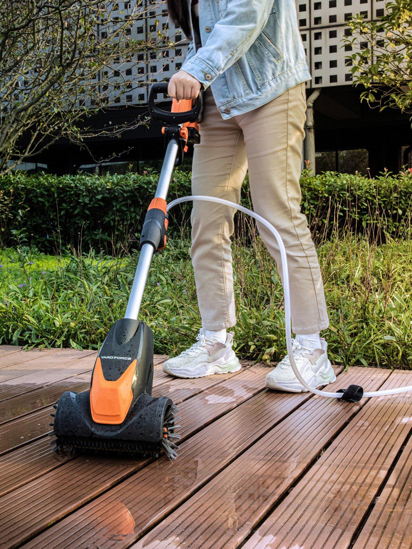 Image 5 of 6 of Yard Force 20V/4.0Ah Lithium-Ion Cordless Patio Cleaner - 20cm cleaning width and 2 speed settings - LW CPC1 - CR20 Range
