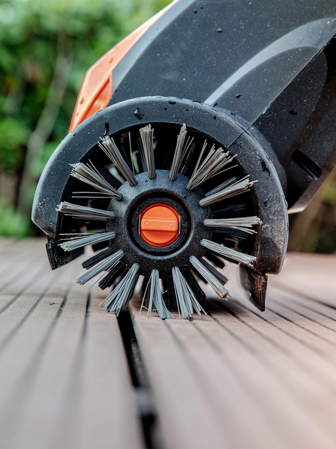 Image 6 of 6 of Yard Force 20V/4.0Ah Lithium-Ion Cordless Patio Cleaner - 20cm cleaning width and 2 speed settings - LW CPC1 - CR20 Range