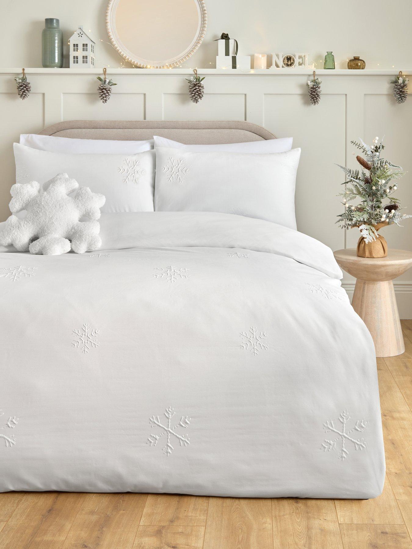 The Very Collection Snowflake Embossed Duvet Cover Set