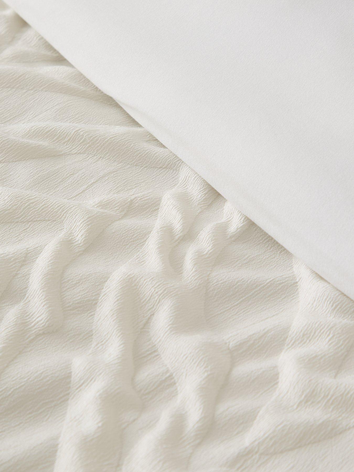 Image 5 of 5 of The Very Collection Zebra Jacquard Duvet Cover Set - Ivory