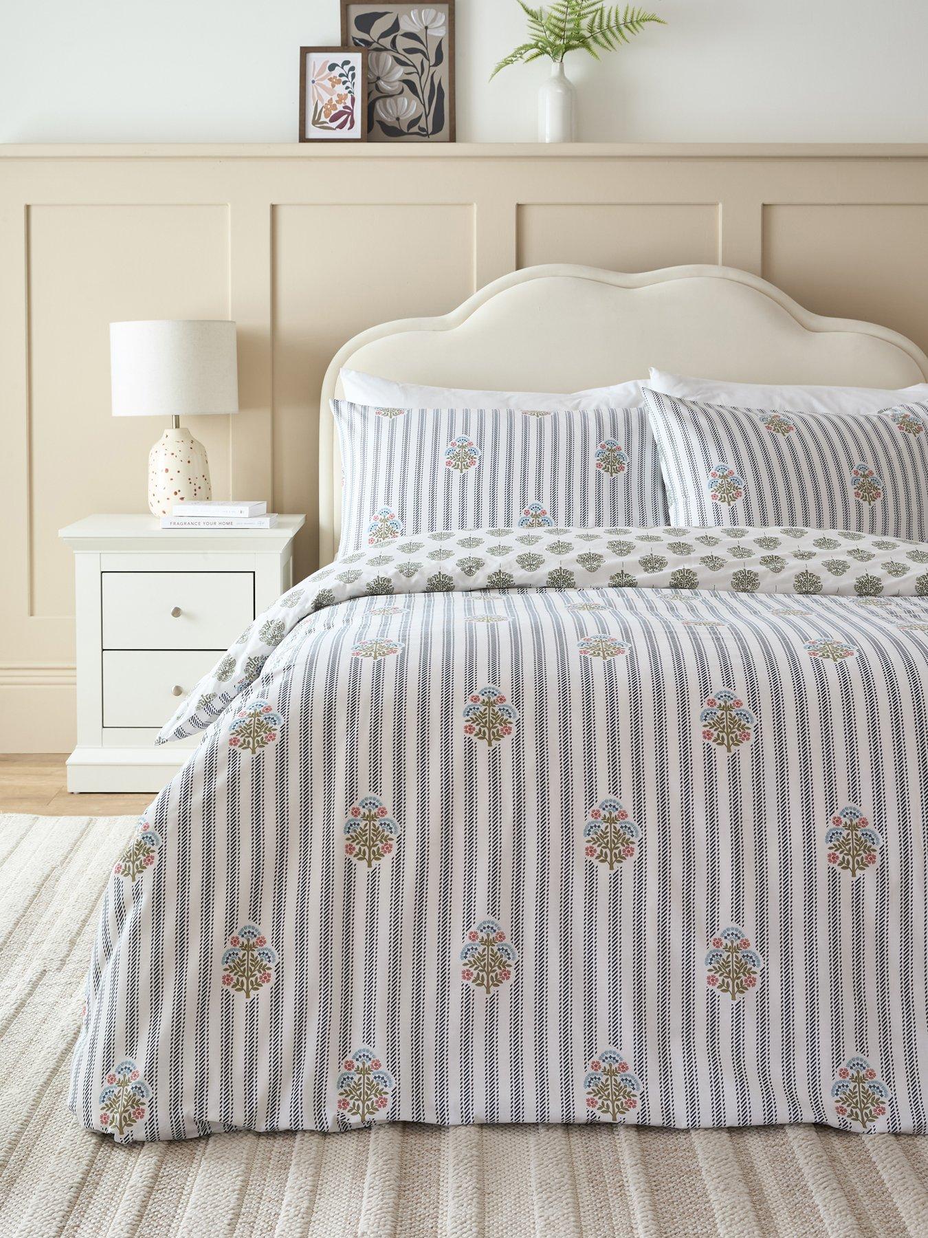 undefined Country Stripe And Floral Print Duvet Cover Set