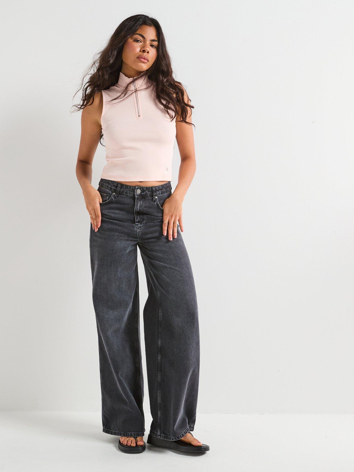 Image 3 of 6 of Calvin Klein Jeans Sleeveless Quarter Zip Top - Pink