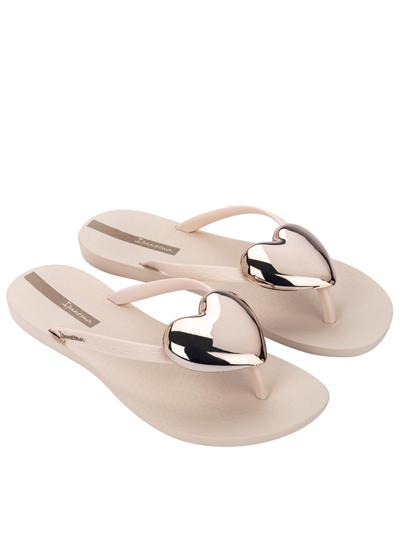 undefined Maxi Fashion Heart Detail Flip Flop - Beige