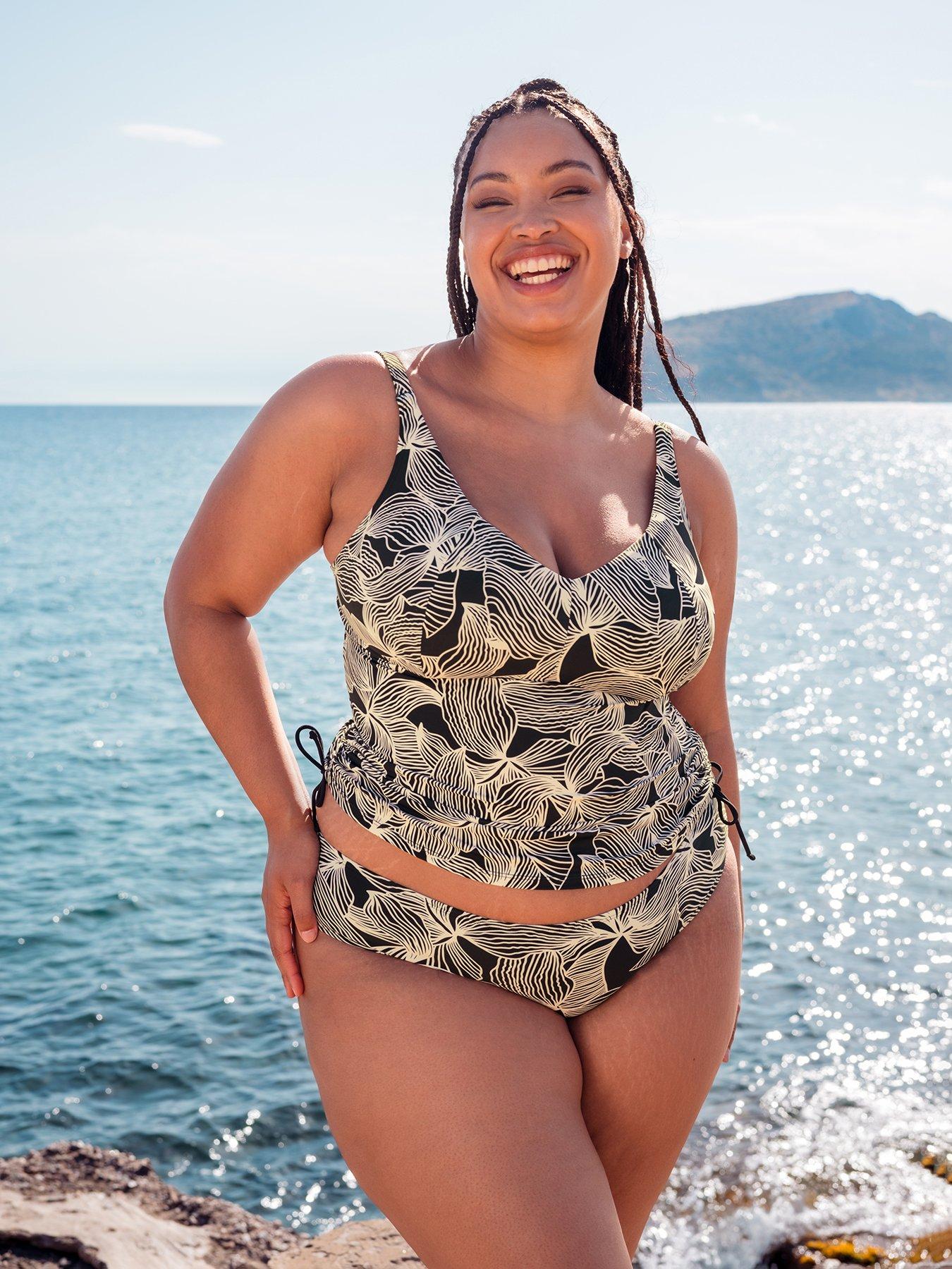 Image 1 of 6 of Curvy Kate Ripple Reef Non-wired Multiway Tankini Top - Black Print