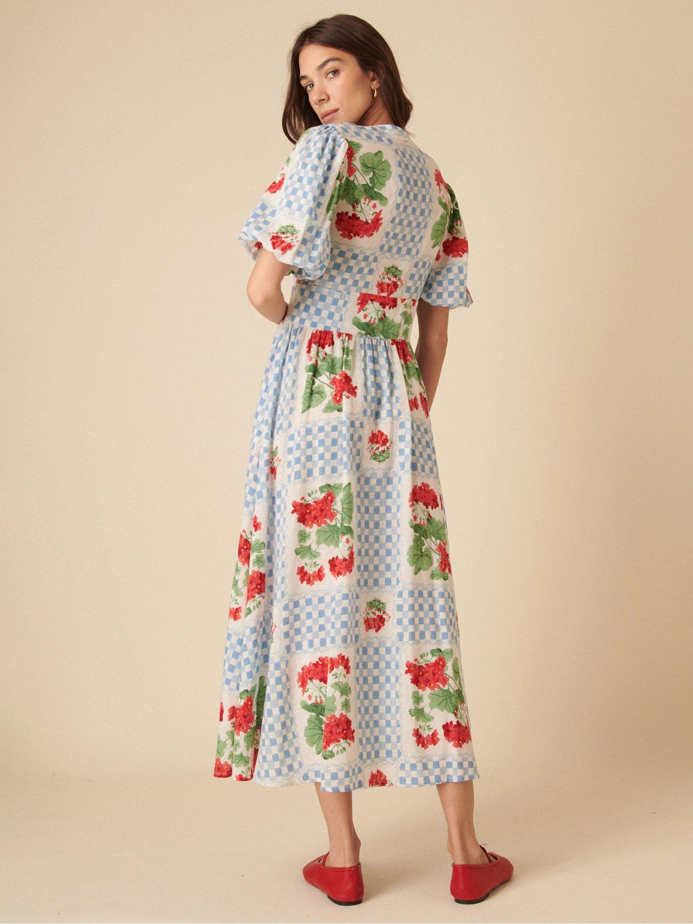 Image 2 of 4 of Nobodys Child Starlight Floral Midaxi Dress - Red