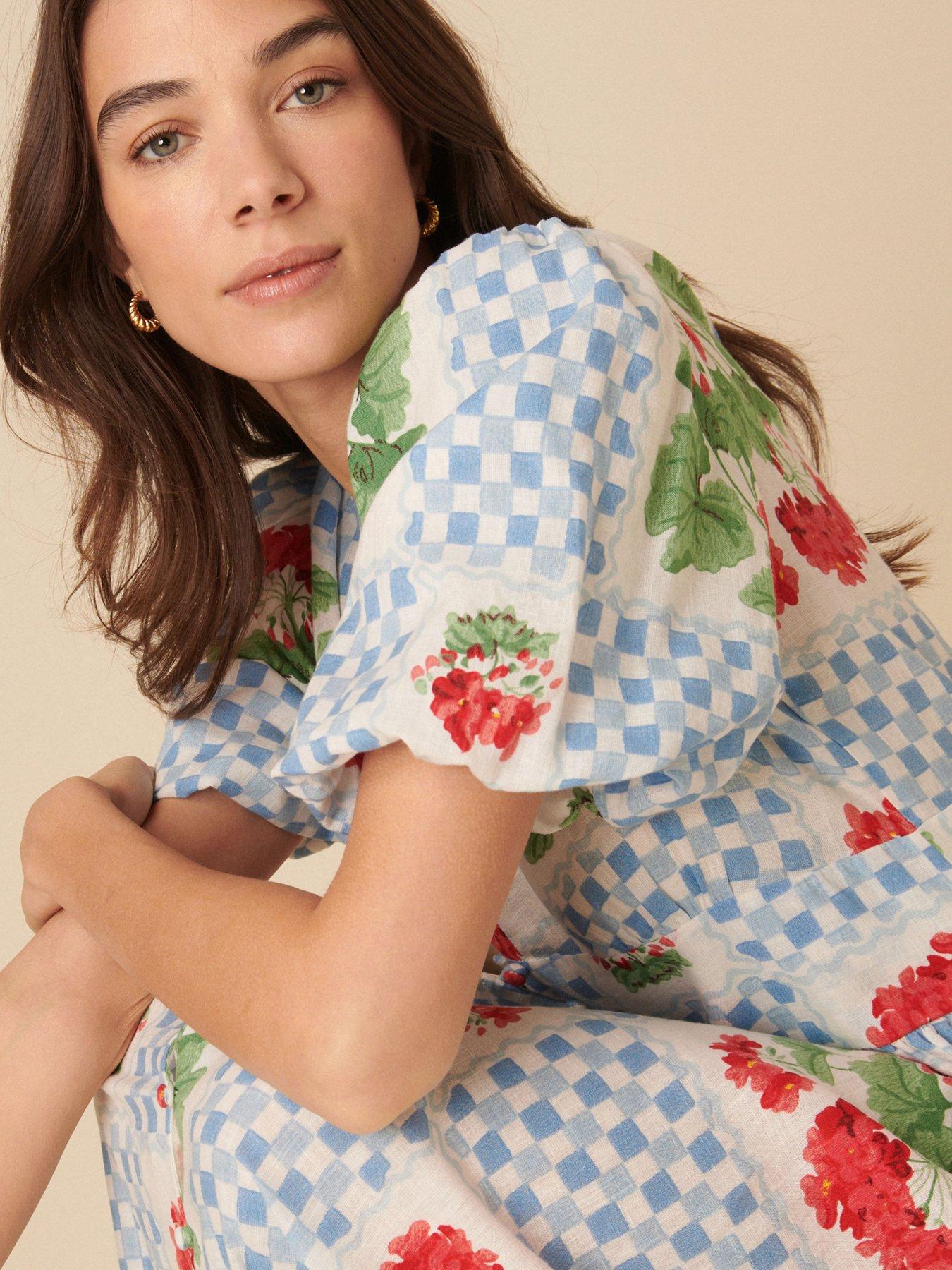 Image 4 of 4 of Nobodys Child Starlight Floral Midaxi Dress - Red