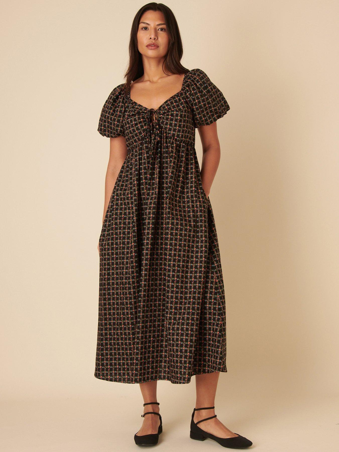 Image 1 of 4 of Nobodys Child Joanna Cherie Ditsy Midi Dress - Black
