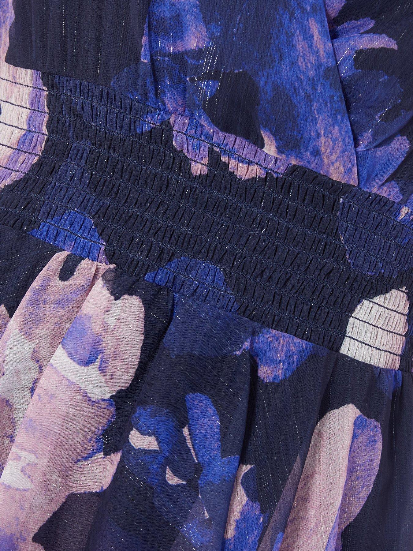 Image 6 of 6 of Quiz Navy Dip Hem Midi Dress
