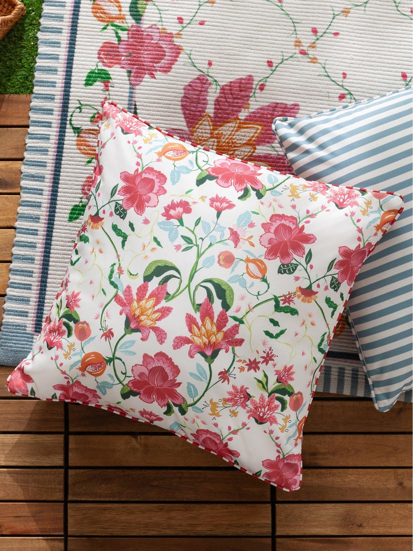 undefined Claudia 45x45cm Outdoor Cushion- Candy Red