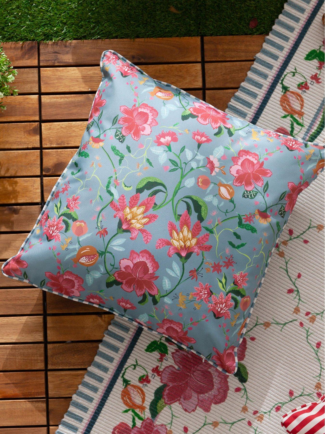 undefined Claudia Indoor/Outdoor Cushion
