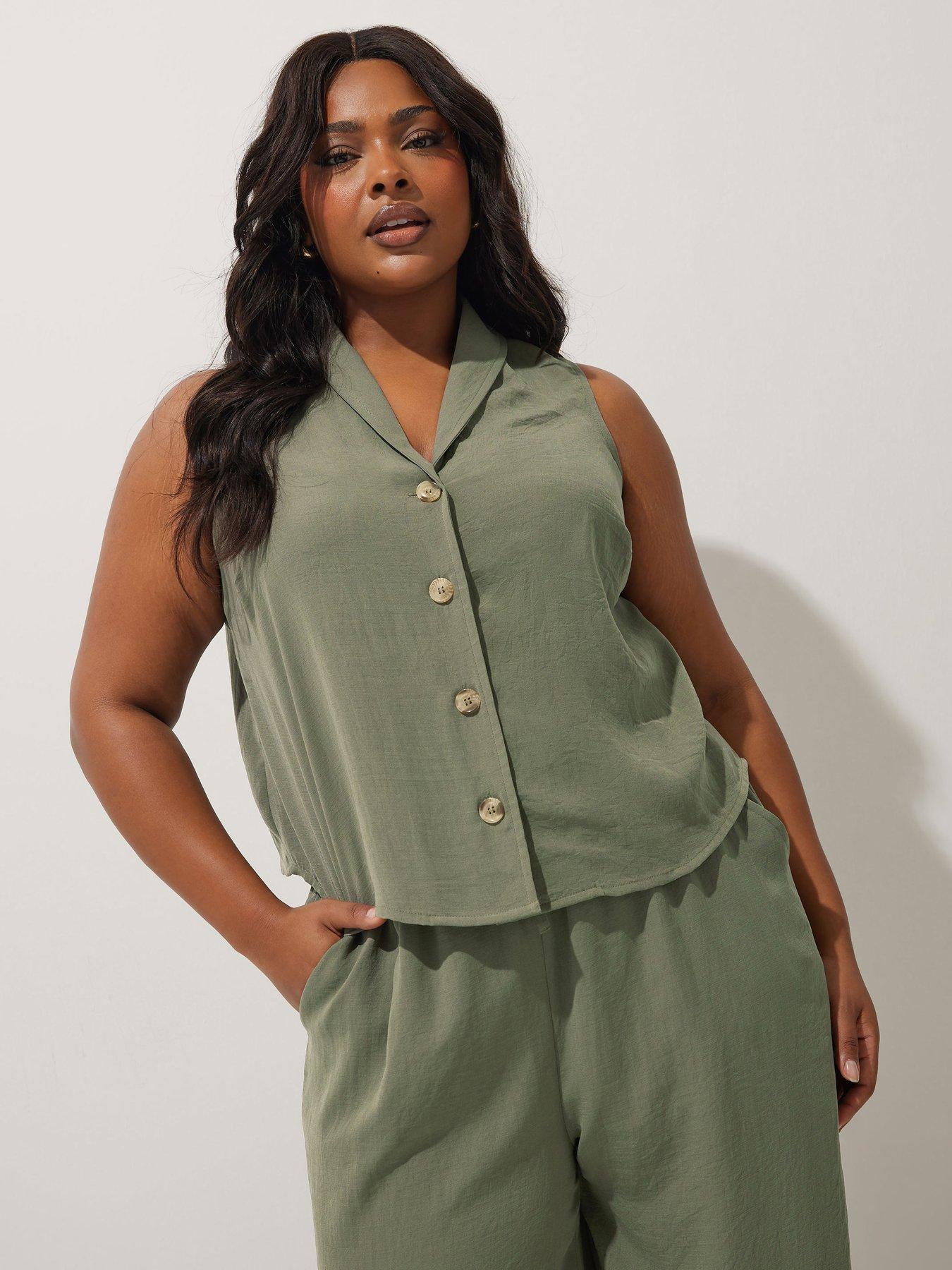 undefined Curve Button Waistcoat - Green