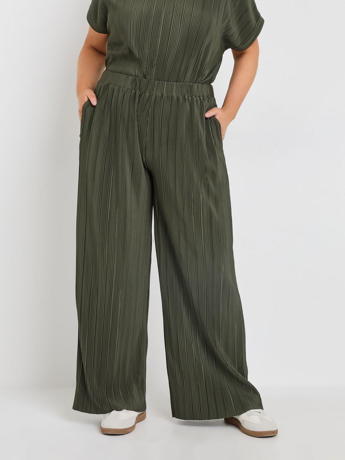 undefined Curve Plisse Trouser Co-Ord