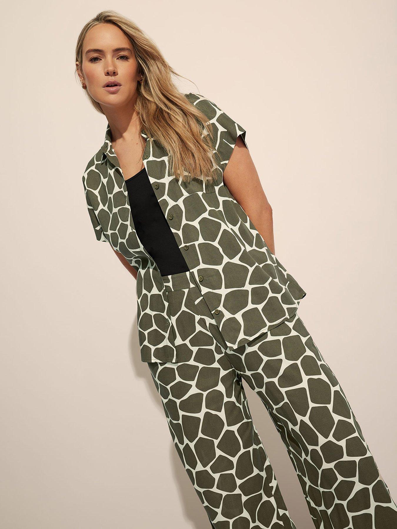 undefined Short Sleeve Button Shirt - Green