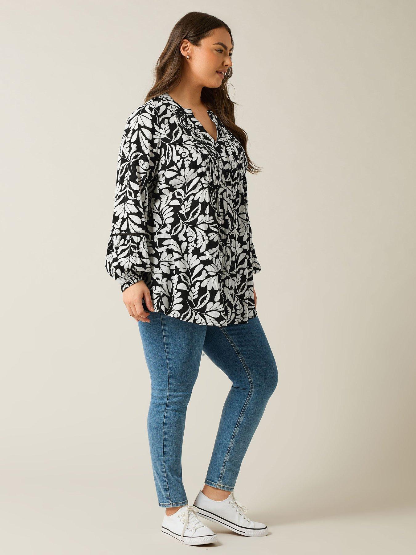 Image 3 of 4 of Evans Pintuck Blouse