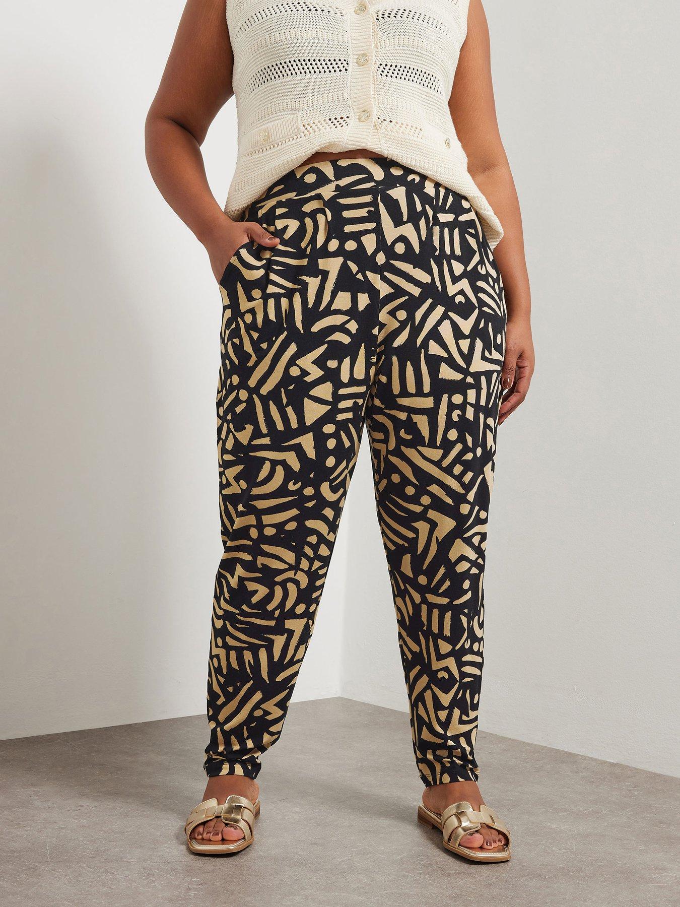 Image 1 of 4 of Yours Curve Double Pleat Harem Trouser - Natural