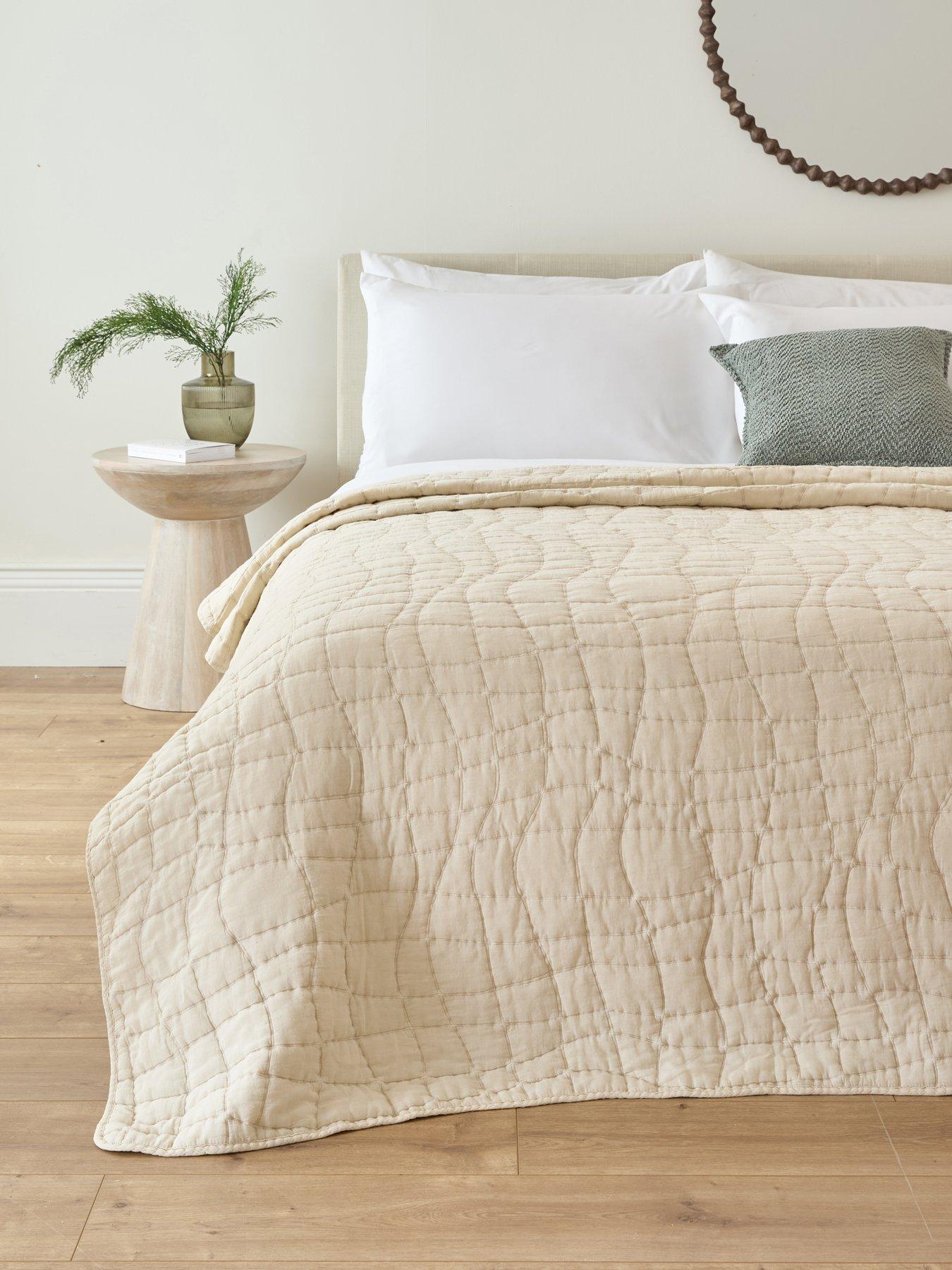 Very Home Retreat Cotton Quilted Bedspread - 165 x 240 cm - Natural