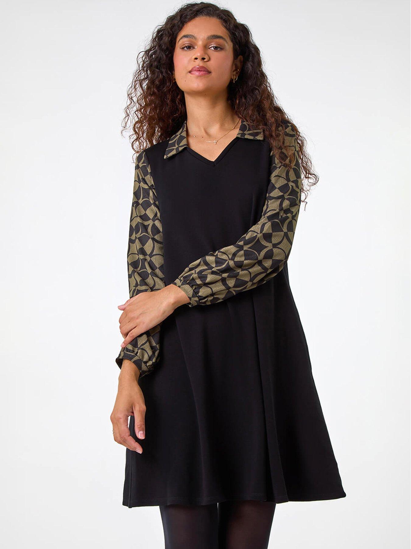 undefined Geometric Contrast Swing Dress - Green