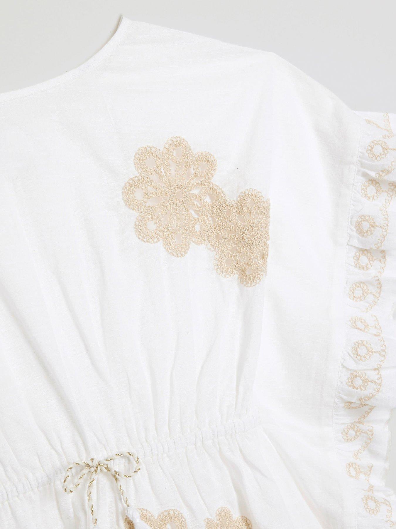 Image 3 of 4 of River Island Girls Crochet Floral Kaftan - White