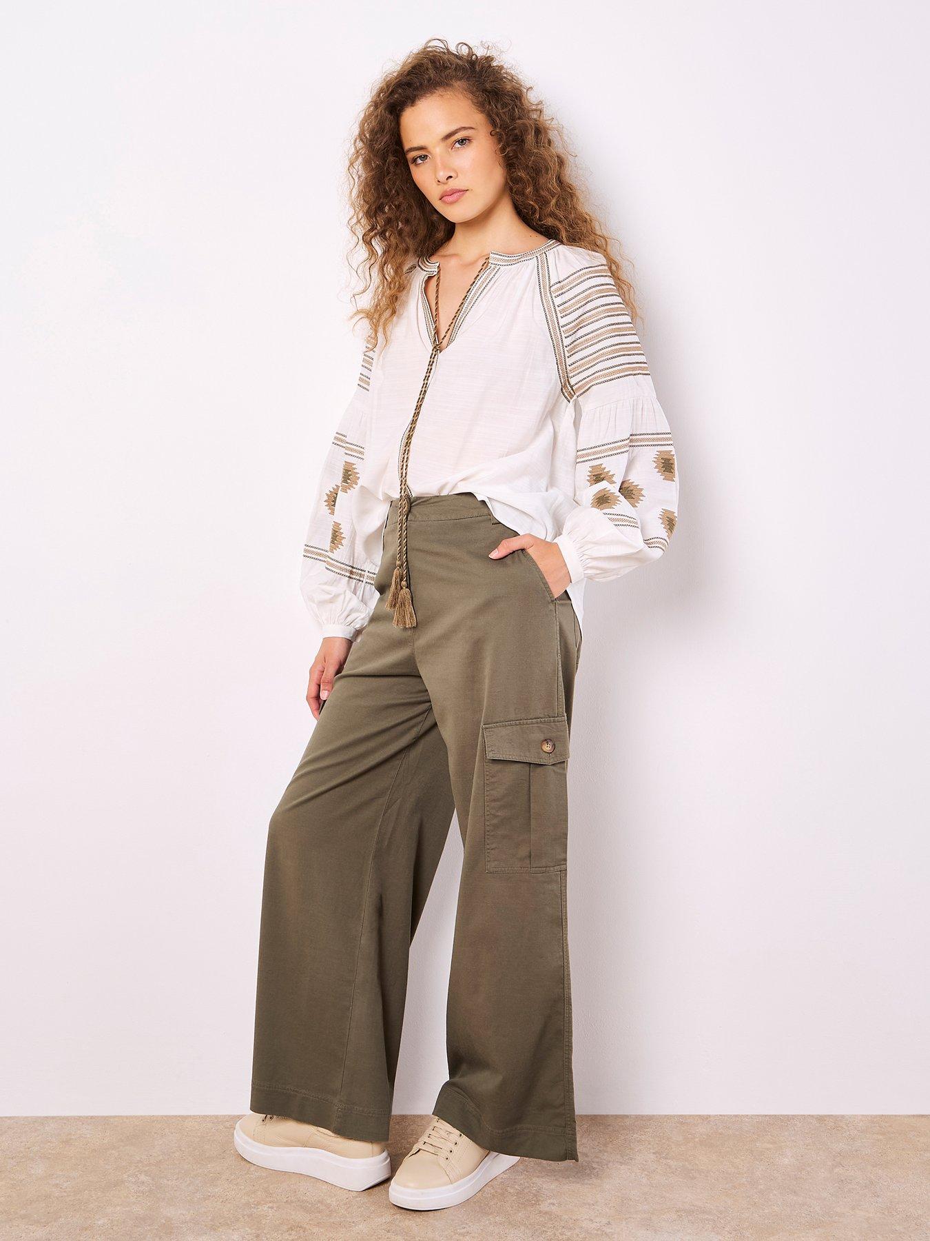 Image 4 of 5 of Apricot Tassel Embroidered Blouse - White