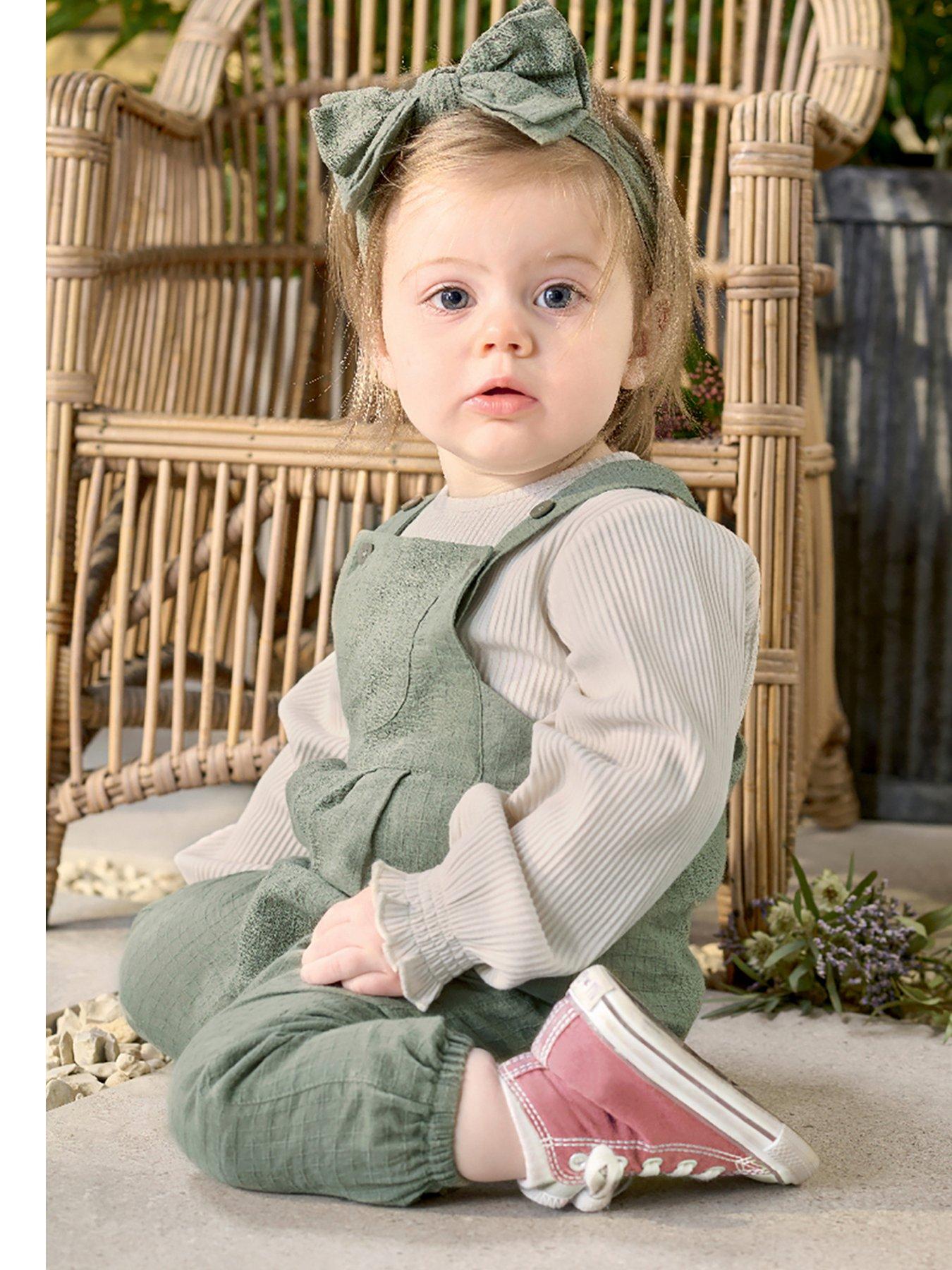 undefined Baby Girls 2 Piece Dungaree & Bow Headband Set - Green
