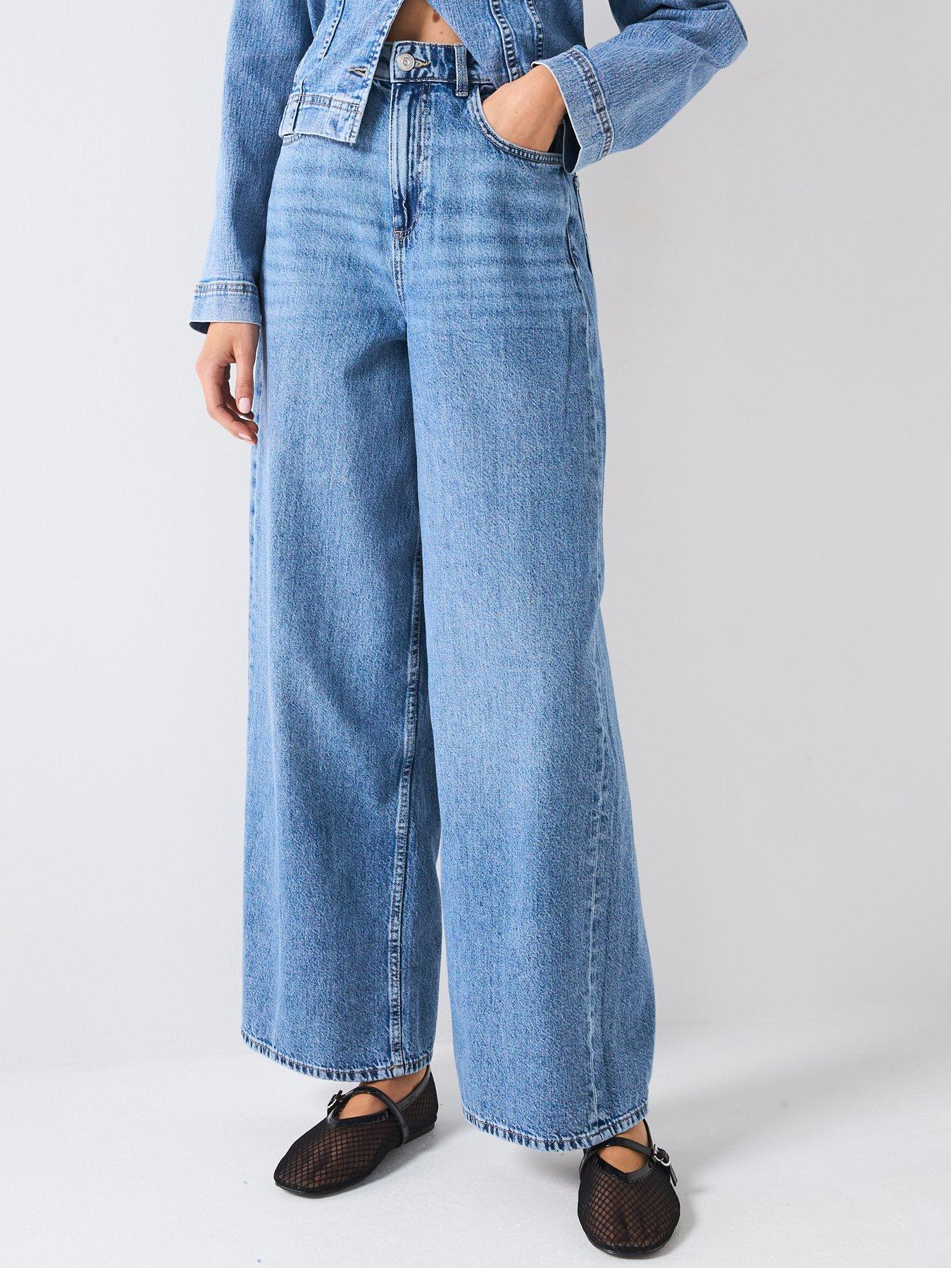 Oversized Wide-Leg Jeans – Light Blue Gradient, Drawstring Waist & Relaxed Fit main image 0