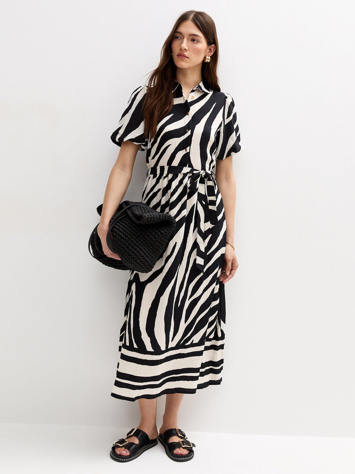 undefined Ziggy Zebra Puff Shirt Midi - Black